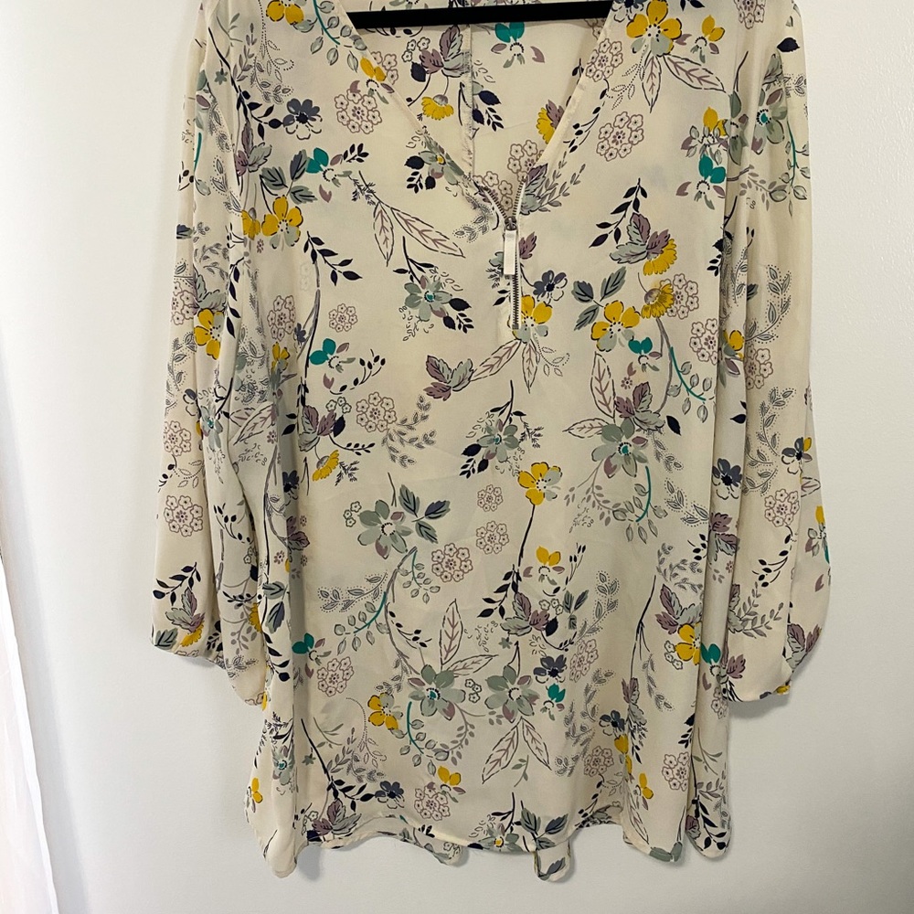 Light weight floral blouse